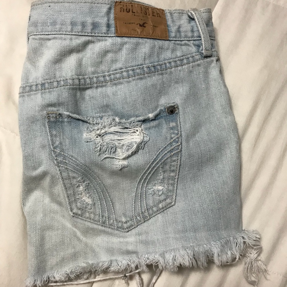 Abercrombie & Fitch skirt.